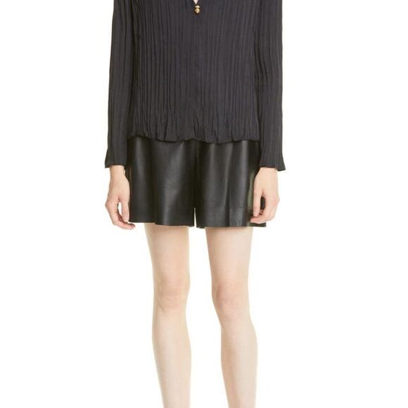 Vince Women's Black Leather Hidden Side Zipper Summery Style Shorts Size - Picture 3 of 16